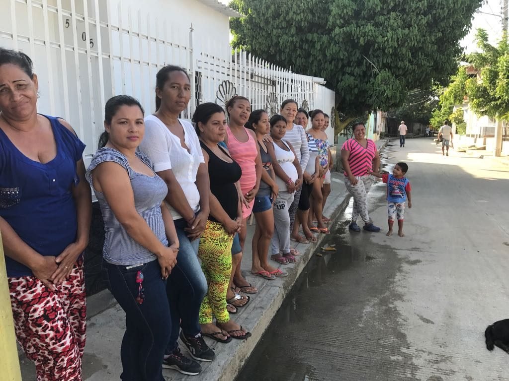 ¡Lo que faltaba!, mujeres en huelga de sexo por un transformador