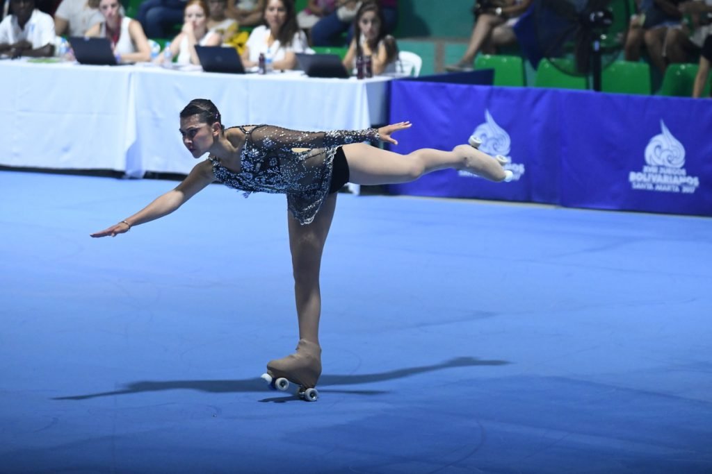 Colombia danzó y se dobló en oro, en el patinaje artístico femenino