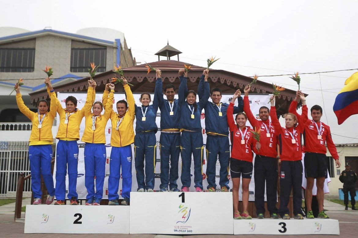 Triatlón-mixto-ganó-bronce-en-Juegos-Bolivarianos