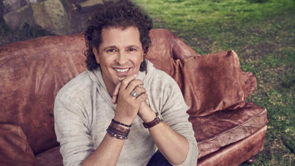 carlos vives 2017 billboard cr ruven afanador 1548