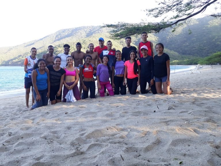 Atletas buscan donación de 20 bicis para seguir ‘pedaleando’ por su sueño