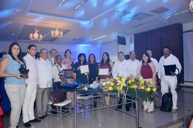 ¡Felicitaciones periodistas ganadores del premio Rodrigo Noguera Laborde!