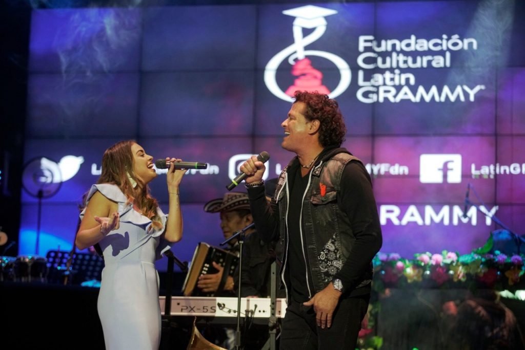 Una barranquillera ganadora de la beca Carlos Vives