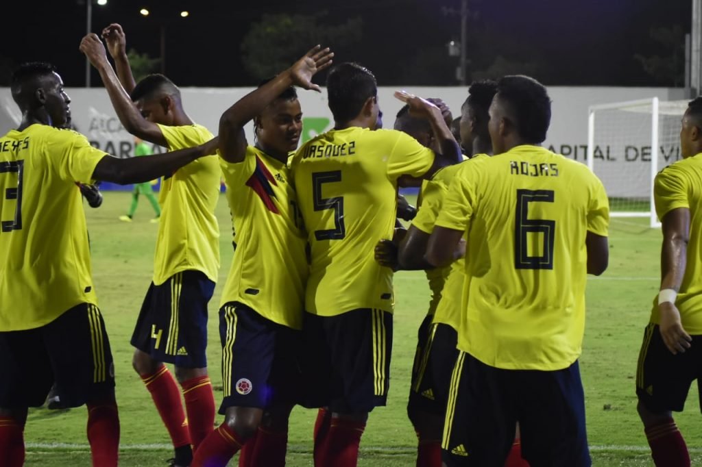 Equipo de Arturo Reyes debutó en Centroamericanos con el pie derecho