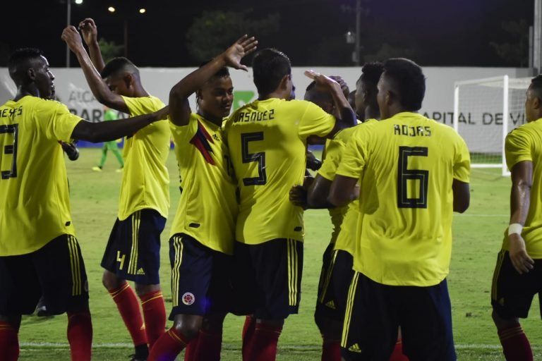 Equipo de Arturo Reyes debutó en Centroamericanos con el pie derecho