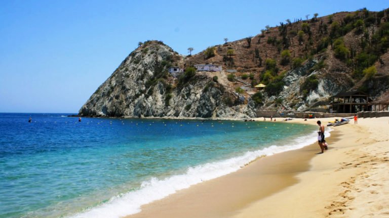 Cierre temporal de playa blanca