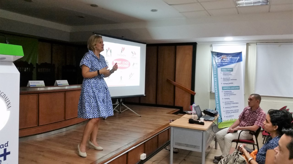 Unimagdalena recibe a estudiantes y aspirantes de Postgrados de la Facultad de Ciencias Empresariales