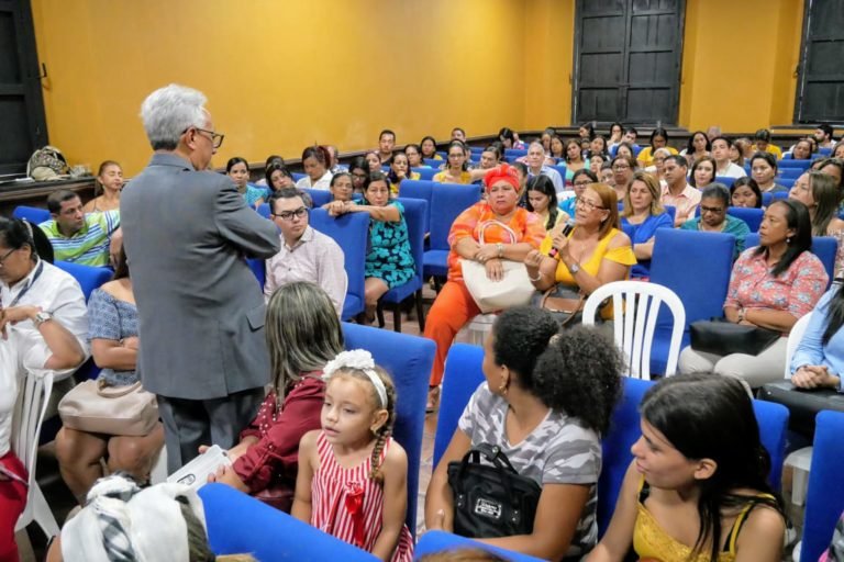 “Para no ser violentos hay que cambiar el manual de convivencia”: Director Nacional Medicina Legal