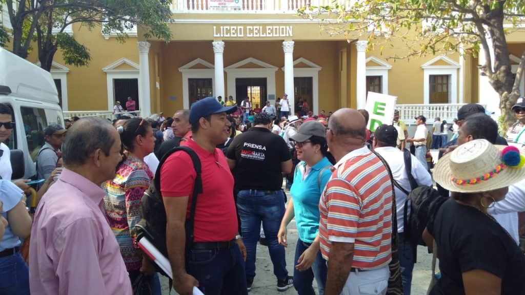 En defensa a la educación, hay paro nacional de 24 horas por docentes en Santa Marta