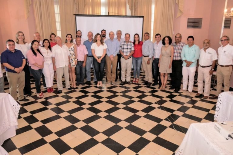 Gremios y sectores productivos, ‘cerraron filas’ alrededor del alcalde encargado de Santa Marta