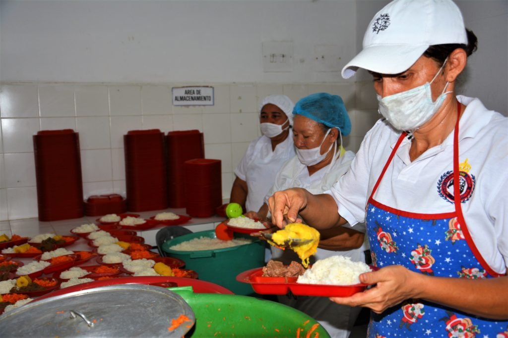 Gobernación del Magdalena vigila operación del PAE con equipo interdisciplinario