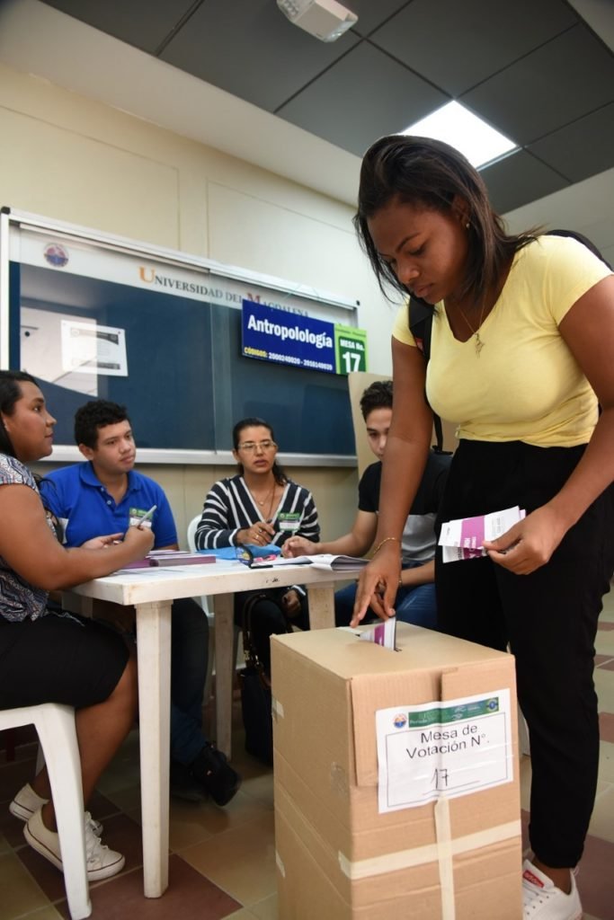 Unimagdalena elige representantes de estudiantes, docentes y egresados