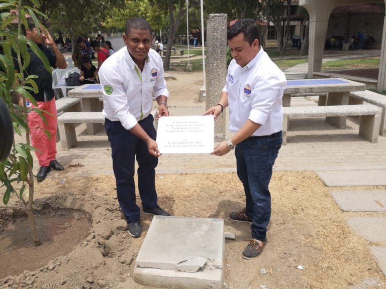 UNIMAGDALENA conmemoró los 50 años del Programa de Economía