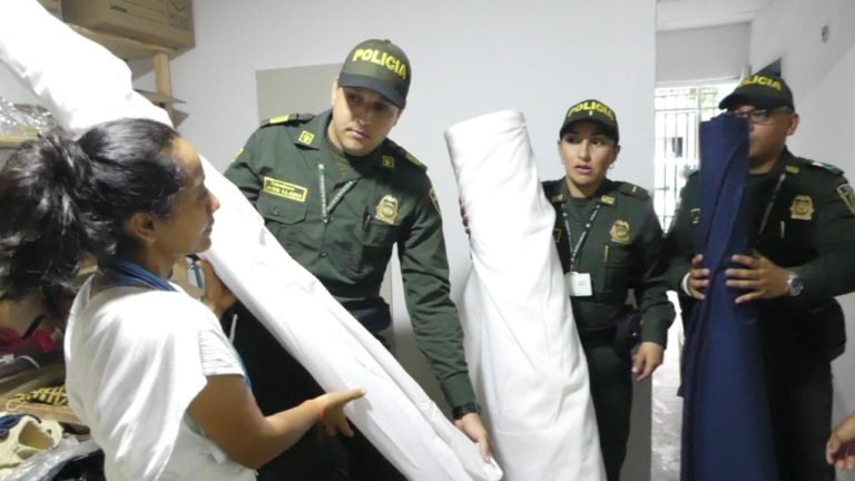 Policía contribuye al desarrollo económico y cultural de familias indígenas