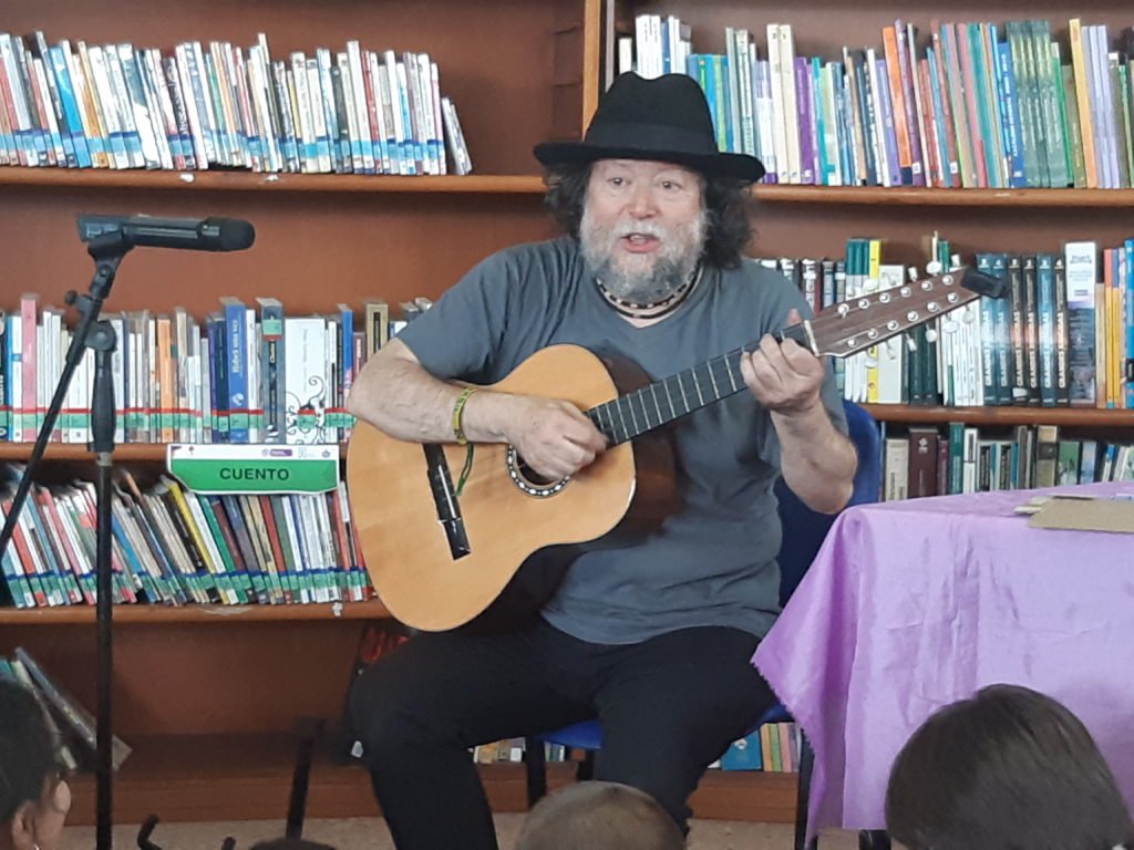 El escritor Alekos visitará Bibliotecas Públicas de Magdalena