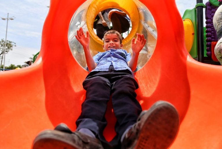 El Banco estrena nuevo parque: ‘El Parque de la Laguna’ de la serie Parques Para la Paz