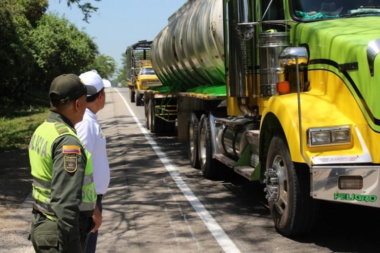 Intensifican controles a vehículos de carga pesada en la Troncal del Caribe