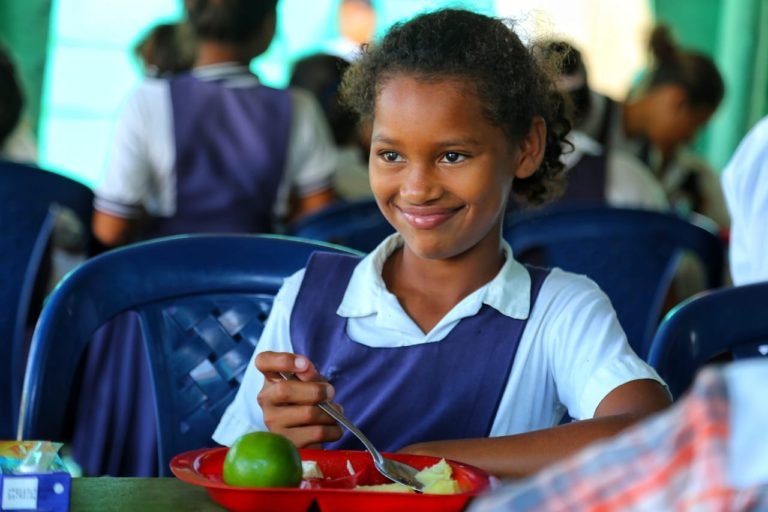 Gobierno Departamental establece líneas de fortalecimiento para el PAE Magdalena