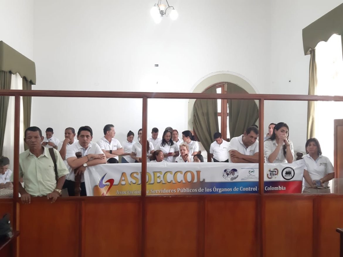 TRABAJADORES DE LA CONTRALORÍA DEPARTAMENTAL