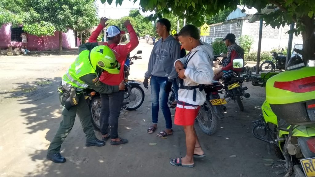 En Orihueca, Policía realiza controles para prevenir delitos de alto impacto durante las elecciones del 27 de octubre
