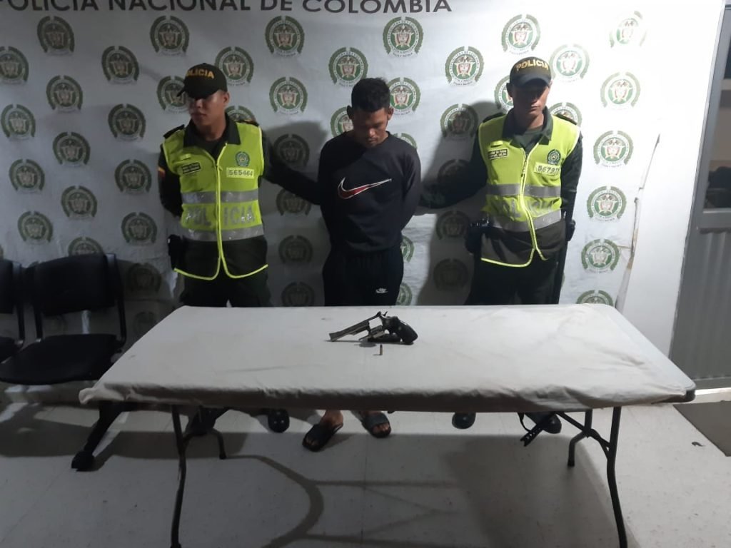 Policía Metropolitana captura a sujeto por el delito de fabricación, tráfico y porte de arma de fuego o munición