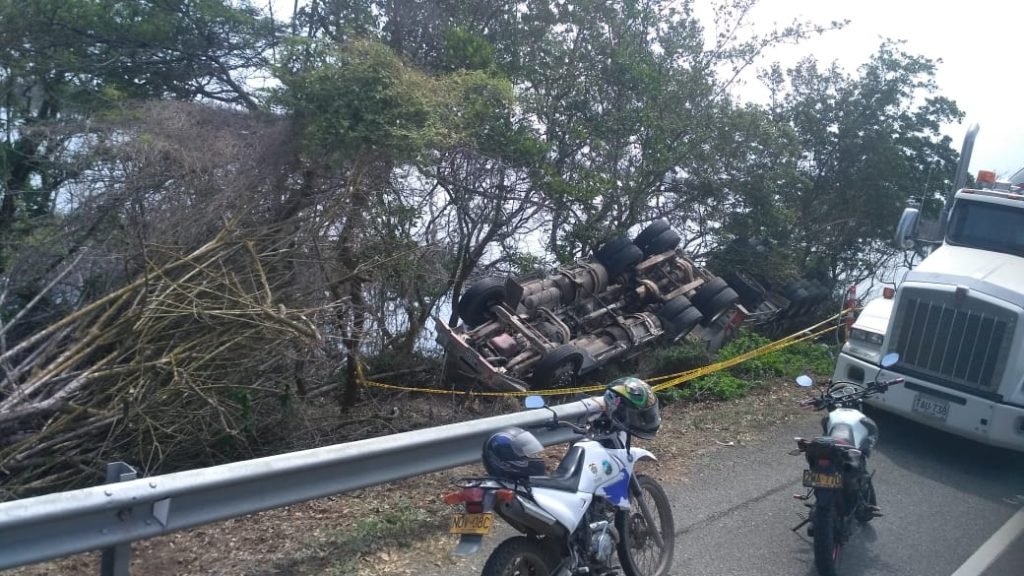 Tinto con Sinogan causaría accidentes que alarman a Pueblo Viejo