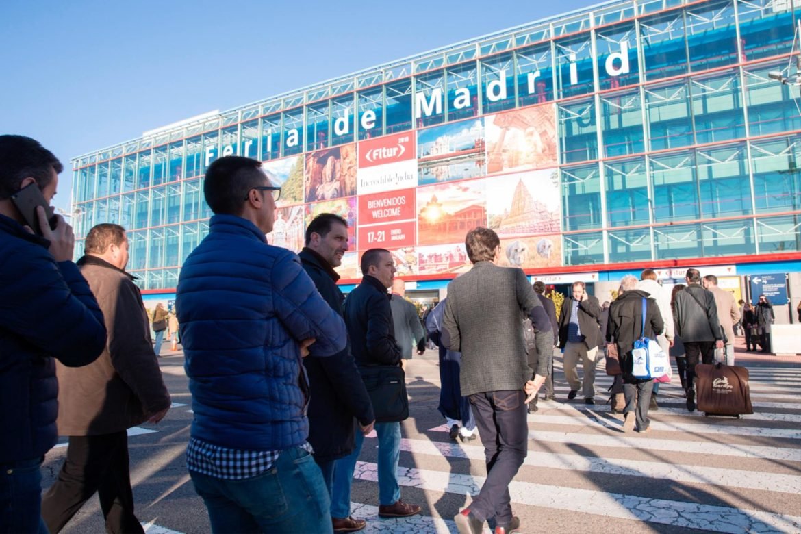 Fitur1