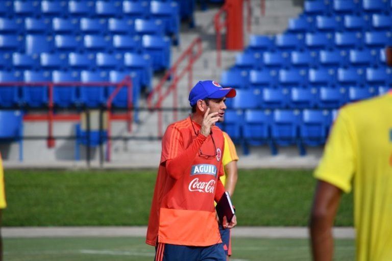 Arturo Reyes, el técnico samario que cambió el periodismo por el fútbol
