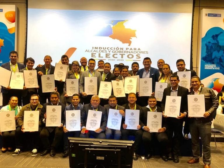 Alcaldes dan lección de humildad a Caicedo y piden trabajar unidos