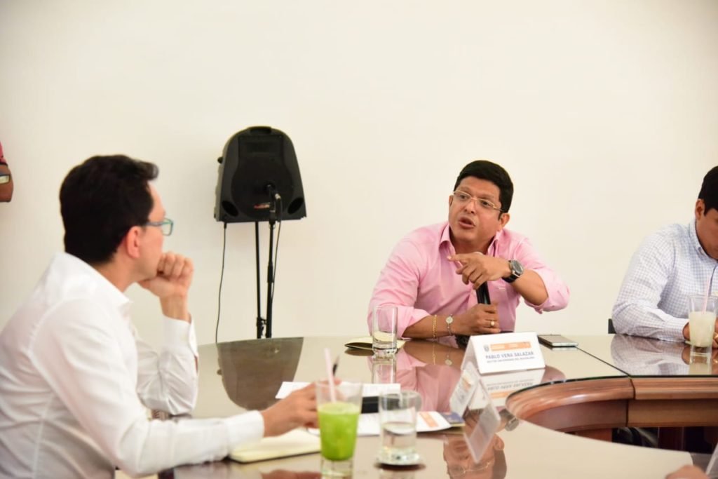 Como cuando trabajaban juntos, Pablo le dio cátedra a Caicedo