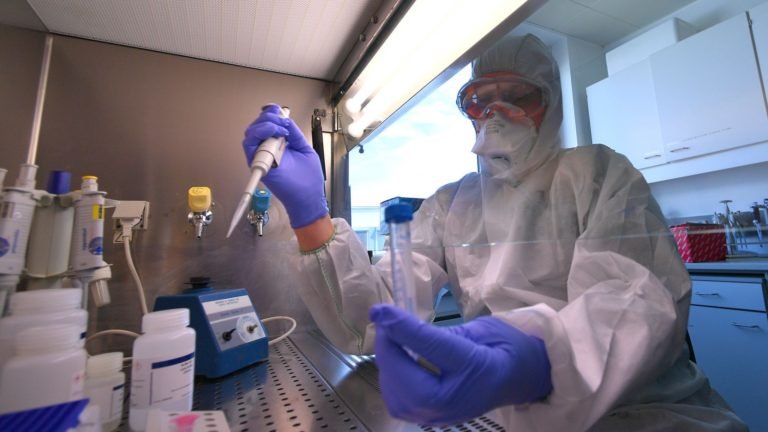 Comunidad científica recibe fondos de Unimagdalena para 21 proyectos