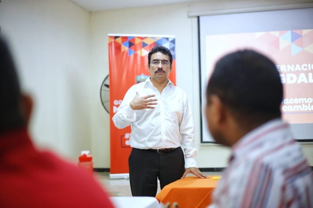 Renuncia secretario de Salud de Caicedo en plena crisis de COVID-19