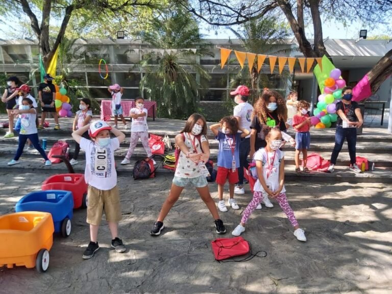 Inició el campamento de verano en Bureche School de Santa Marta