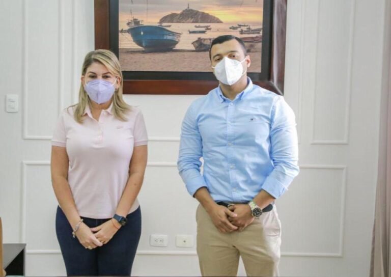 ¡Se fue!: Secretario Rodríguez no toleró regaño de la alcaldesa Johnson