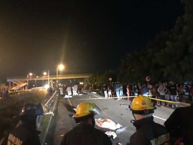 Seis jóvenes murieron al ser arrollados por una camioneta en Gaira