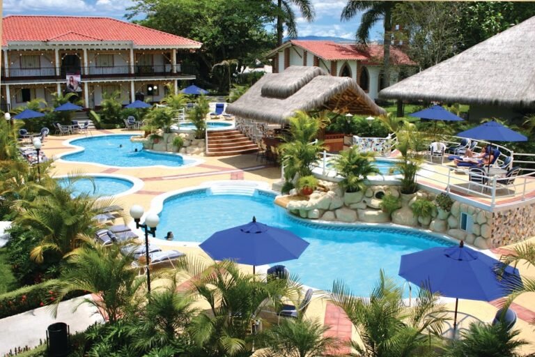 Santa Marta destacada a nivel nacional por turismo de receso escolar