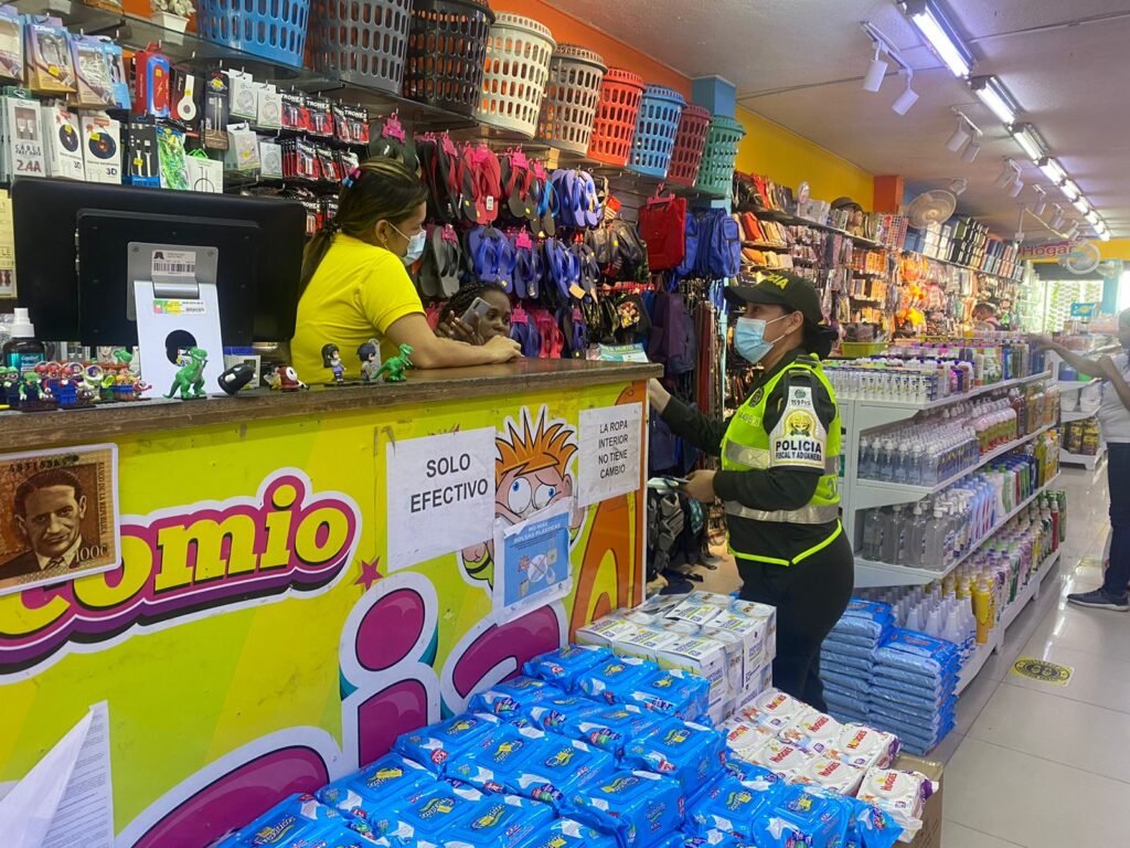 Prevención contra el hurto a 79 establecimientos comerciales