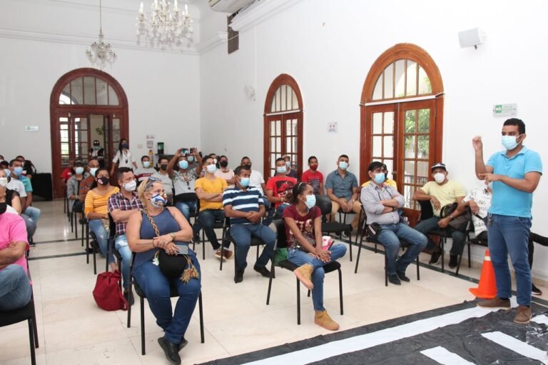 ¿Cómo enseñan seguridad vial a la comunidad con discapacidad auditiva?