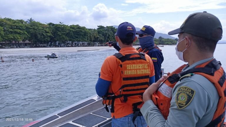 Armada Nacional participa en Patrullaje a las playas de Santa Marta
