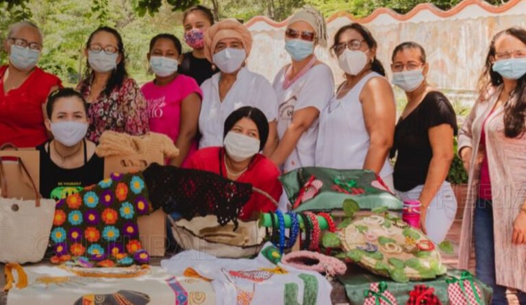 20 mujeres samarias protagonistas de la Feria de Emprendimiento Cultural