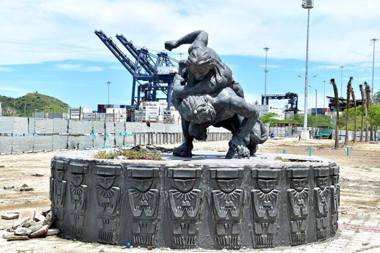 Academia de Historia se opone a la reubicación de monumentos indígenas