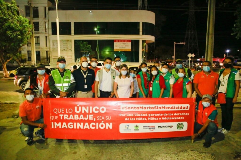 ¡Samarios! autoridades piden no dar dinero a los niños en los semáforos