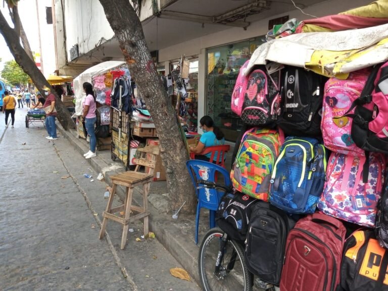 ¿Cómo combate la informalidad la Cámara de Comercio en Santa Marta?