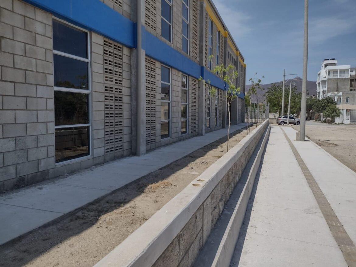 INSTITUTOS EDUCATIVOS DISTRITALES NO PASAN DE LA PRESENCIALIDAD