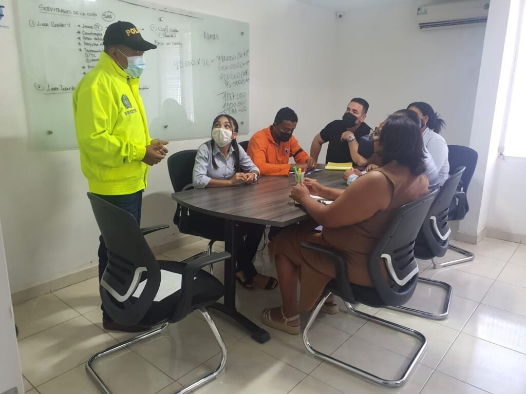 Policía Metropolitana de Santa Marta implementará apoyo a empresarios