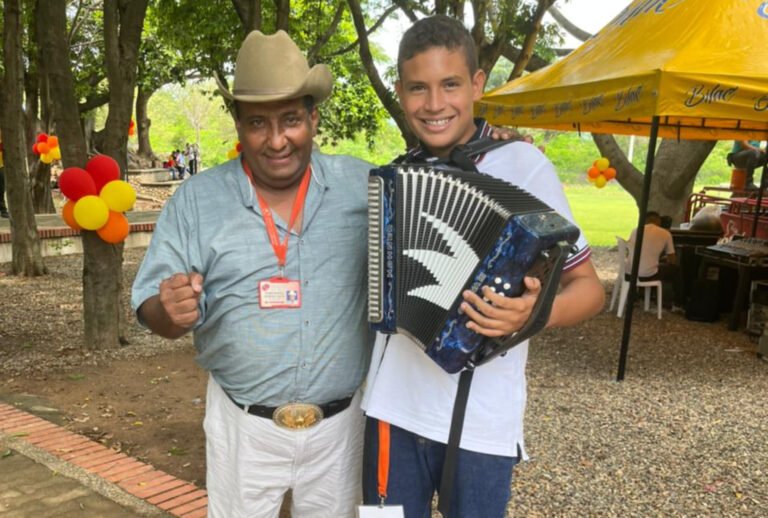 El samario José Linero aspira a rey Juvenil del festival vallenato
