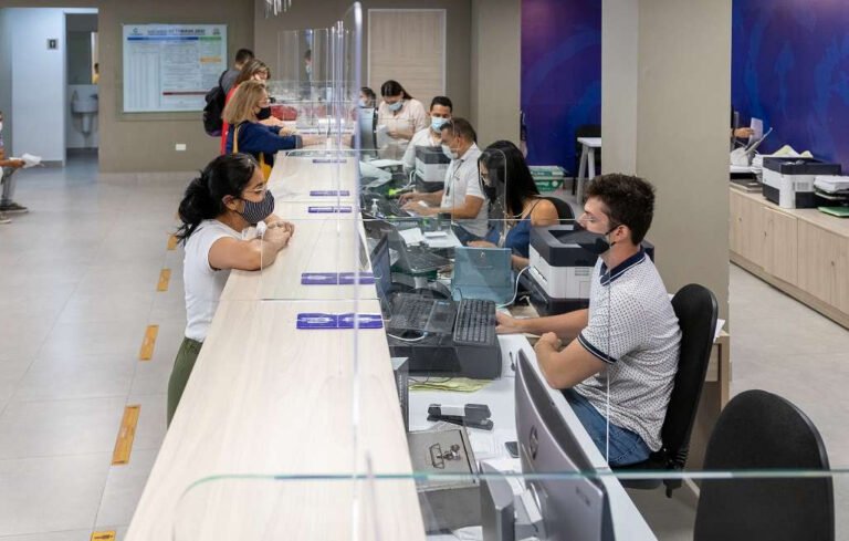 Cuatro estrategias contra la informalidad en Santa Marta y el Magdalena