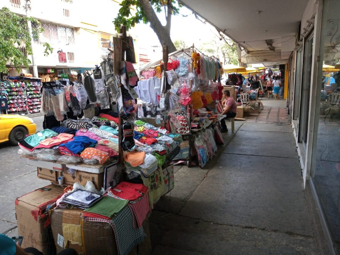 INFORMALIDAD EN SANTA MARTA
