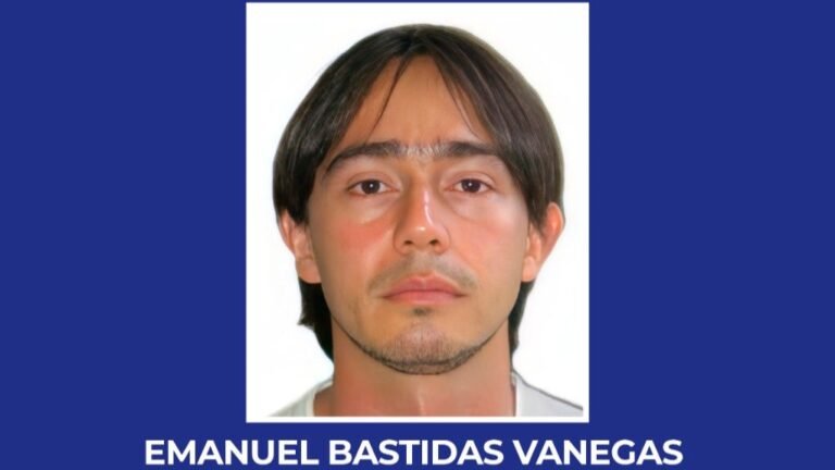 Policía tras la pista del docente acusado por presuntos delitos sexuales