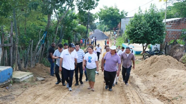 Pavimentar la ‘Calle de Maicol’, un sueño hecho realidad en Ariguaní